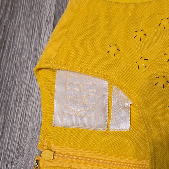 Karta XS Bright Yellow 60s Style Shift Dress - Picture 3 of 4